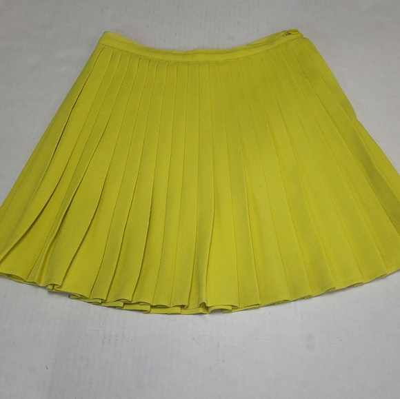 American Apparel Girls Yellow Skirt Size Small - Picture 9 of 10